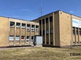 Prodej admin.budovy s parkovištěm, ul. Bohumínská, Karviná