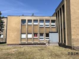 Prodej admin.budovy s parkovištěm, ul. Bohumínská, Karviná