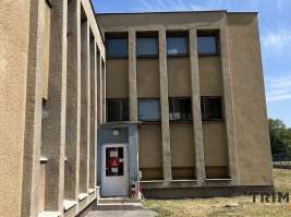 Prodej admin.budovy s parkovištěm, ul. Bohumínská, Karviná