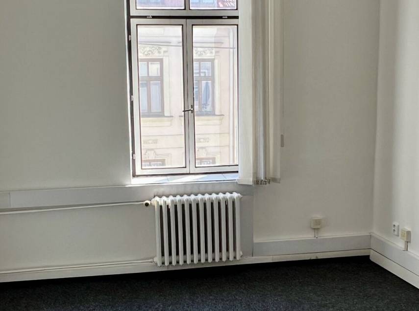 Nájem samostatné kanceláře, 12,44  m², Fügnerova 646/11, Ostrava-Přívoz