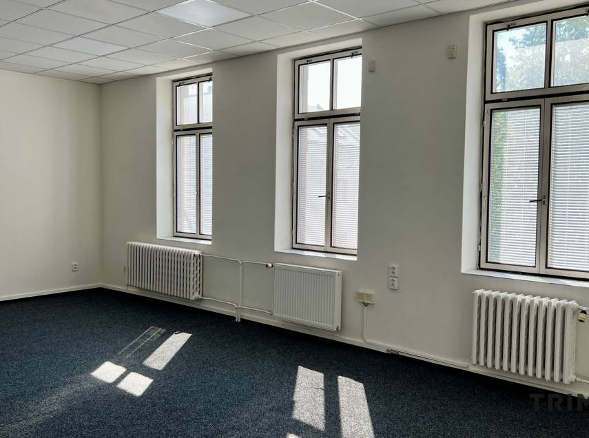 Nájem dvou kanceláří, 36,56  m², ul. Fügnerova 646/11, Ostrava-Přívoz
